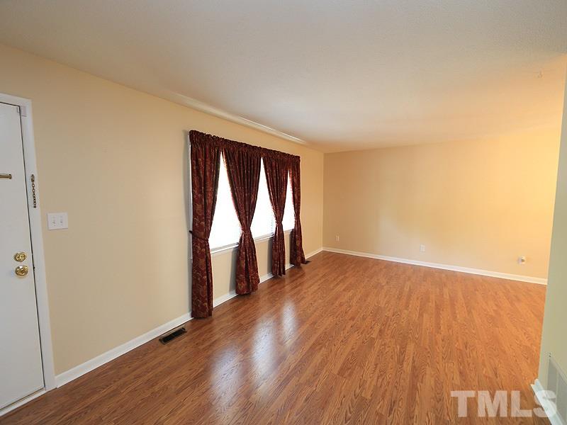 703 Buckingham Road Garner, NC 27529 - Photo 4 of 22 Gallery Image 4
