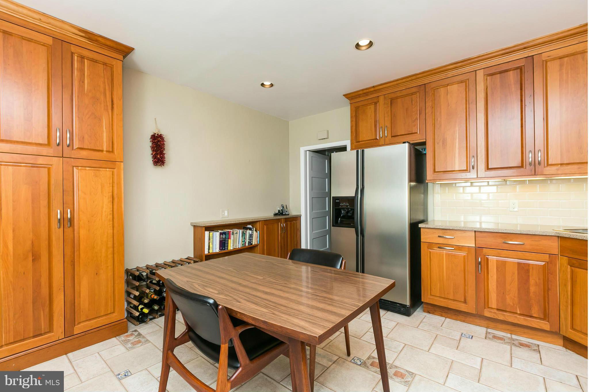 5715 Ridgedale Road Baltimore, MD 21209 - Photo 12 of 29 Large open kitchen with room for table
