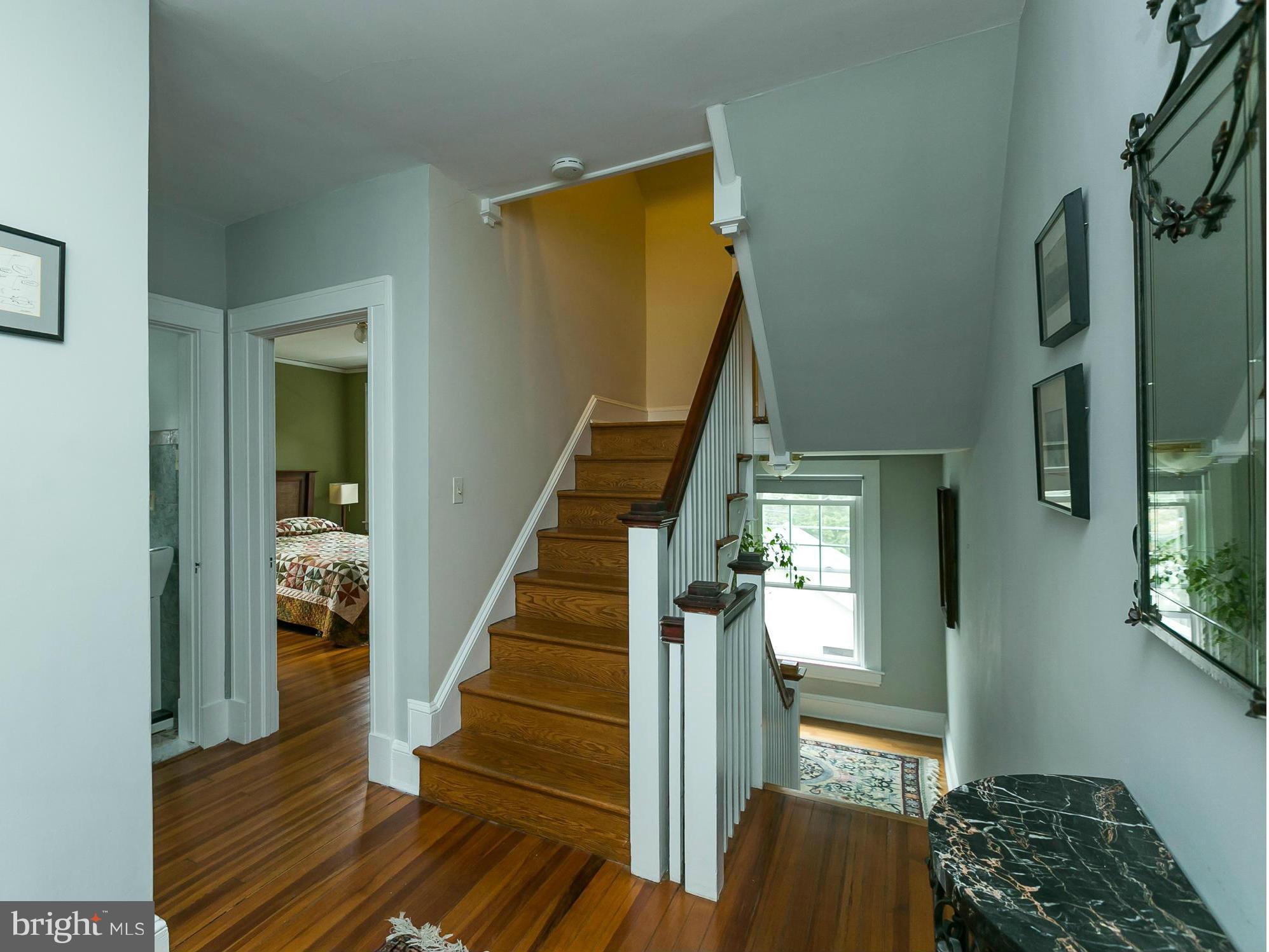5715 Ridgedale Road Baltimore, MD 21209 - Photo 22 of 29 Landing from 2nd to 3rd floor