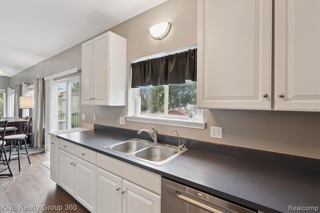 1691 Newgate Lane Howell, MI 48843 - Photo 11 of 43 Gallery Image 11