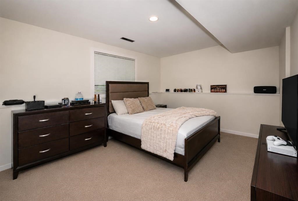 5749 Lacy Road Fitchburg, WI 53711 - Photo 8 of 15 Gallery Image 8