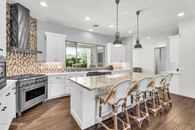 $1,469,000 | 625 West Echo Lane, Phoenix, AZ 85021