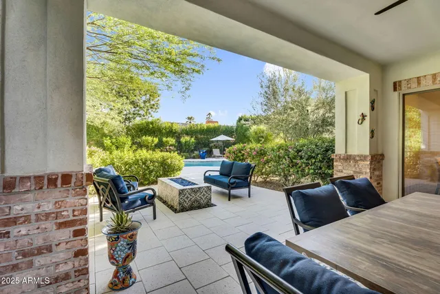$1,469,000 | 625 West Echo Lane, Phoenix, AZ 85021