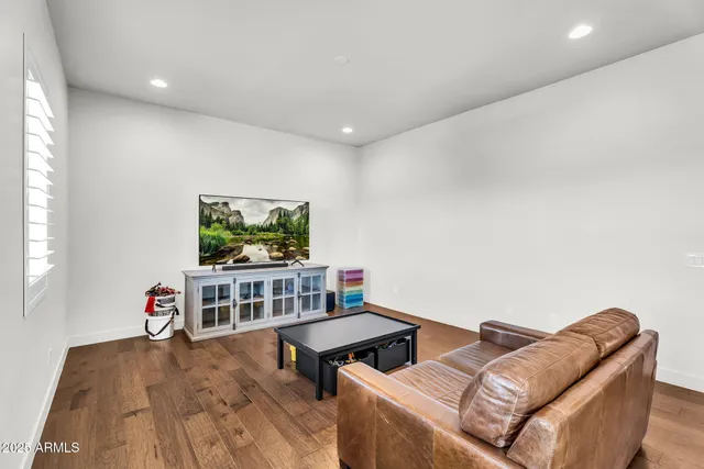 $1,469,000 | 625 West Echo Lane, Phoenix, AZ 85021