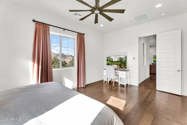 $1,469,000 | 625 West Echo Lane, Phoenix, AZ 85021