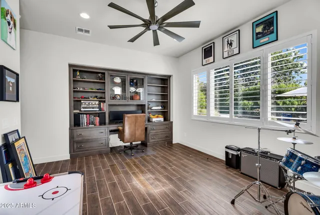 $1,469,000 | 625 West Echo Lane, Phoenix, AZ 85021