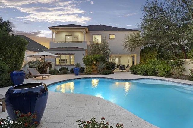 $1,469,000 | 625 West Echo Lane, Phoenix, AZ 85021