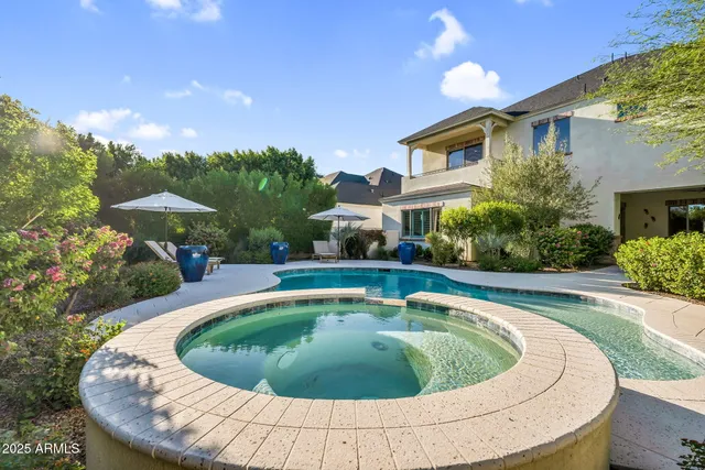 $1,469,000 | 625 West Echo Lane, Phoenix, AZ 85021