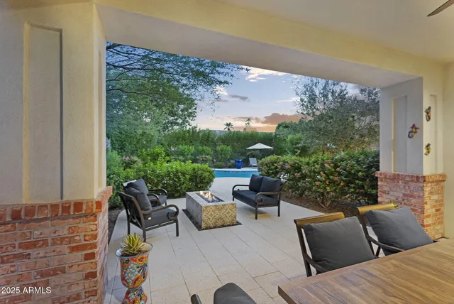 $1,469,000 | 625 West Echo Lane, Phoenix, AZ 85021