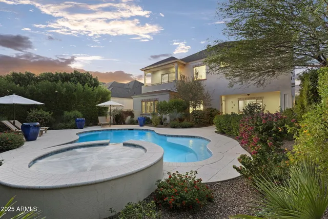 $1,469,000 | 625 West Echo Lane, Phoenix, AZ 85021