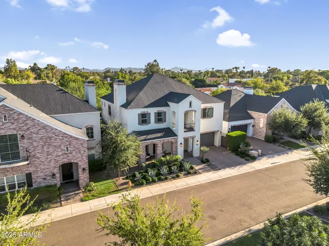 $1,469,000 | 625 West Echo Lane, Phoenix, AZ 85021