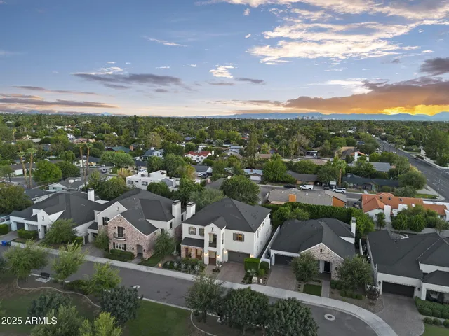 $1,469,000 | 625 West Echo Lane, Phoenix, AZ 85021