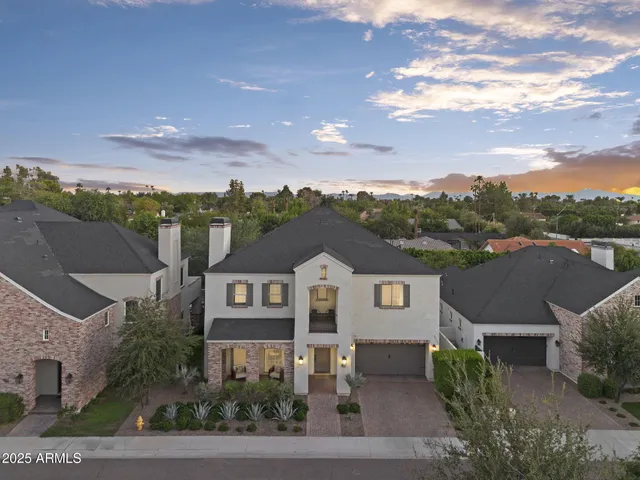 $1,469,000 | 625 West Echo Lane, Phoenix, AZ 85021