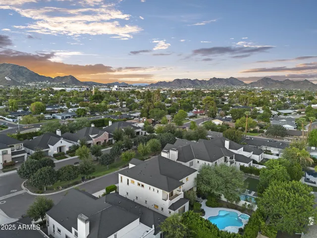 $1,469,000 | 625 West Echo Lane, Phoenix, AZ 85021