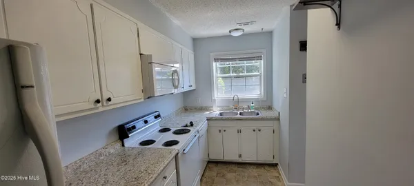 $295,000 | 506 North Greensboro Street, Unit 35, Carrboro, NC 27510