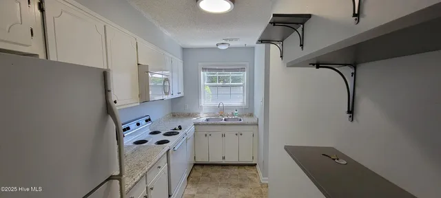 $295,000 | 506 North Greensboro Street, Unit 35, Carrboro, NC 27510