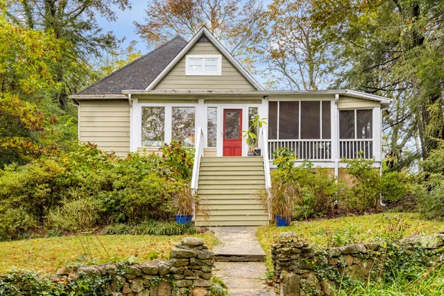 $649,000 | 106 Sunset Circle, Lookout Mountain, TN 37350