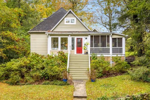 $649,000 | 106 Sunset Circle, Lookout Mountain, TN 37350