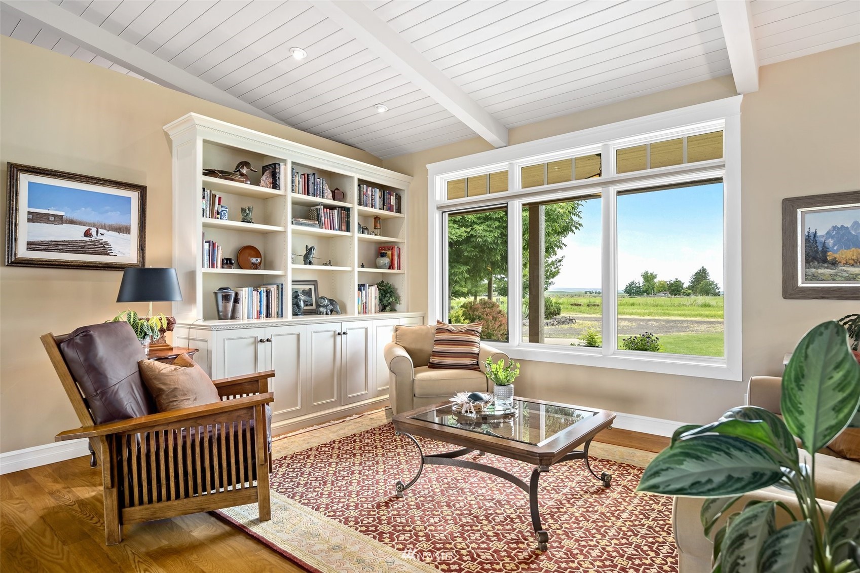 273 Galloway Road Touchet, WA 99360 - Photo 7 of 39 a living room with furniture and a floor to ceiling window