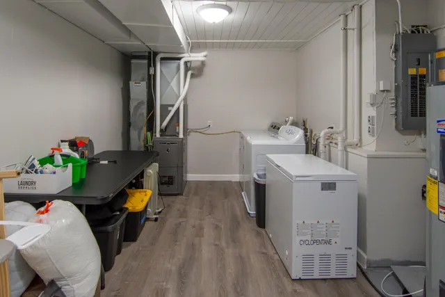 $849,900 | 810 West Main Street, Isle, MN 56342