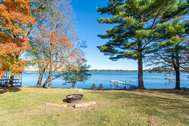 $824,900 | 810 West Main Street, Isle, MN 56342