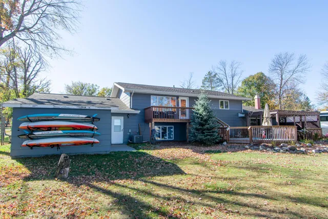 $849,900 | 810 West Main Street, Isle, MN 56342