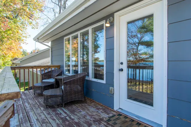 $849,900 | 810 West Main Street, Isle, MN 56342