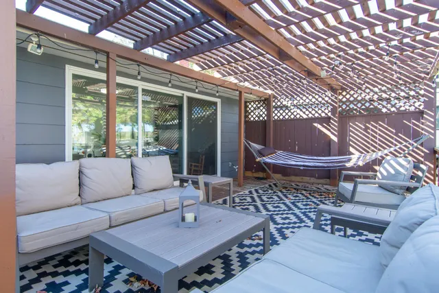 $824,900 | 810 West Main Street, Isle, MN 56342