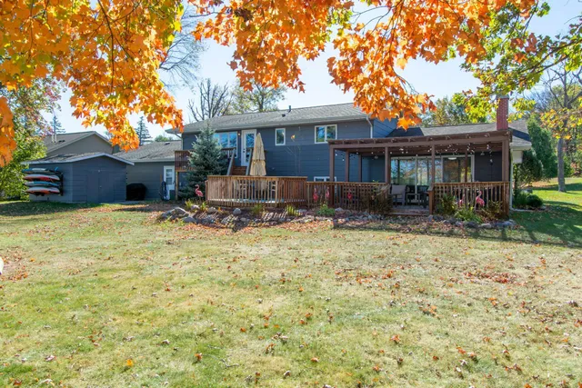 $849,900 | 810 West Main Street, Isle, MN 56342