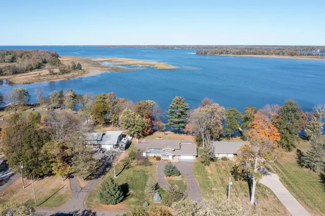 $849,900 | 810 West Main Street, Isle, MN 56342