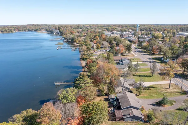 $824,900 | 810 West Main Street, Isle, MN 56342