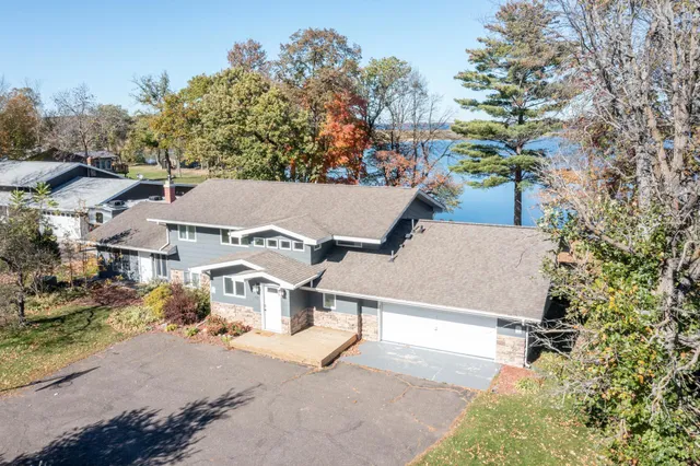 $824,900 | 810 West Main Street, Isle, MN 56342