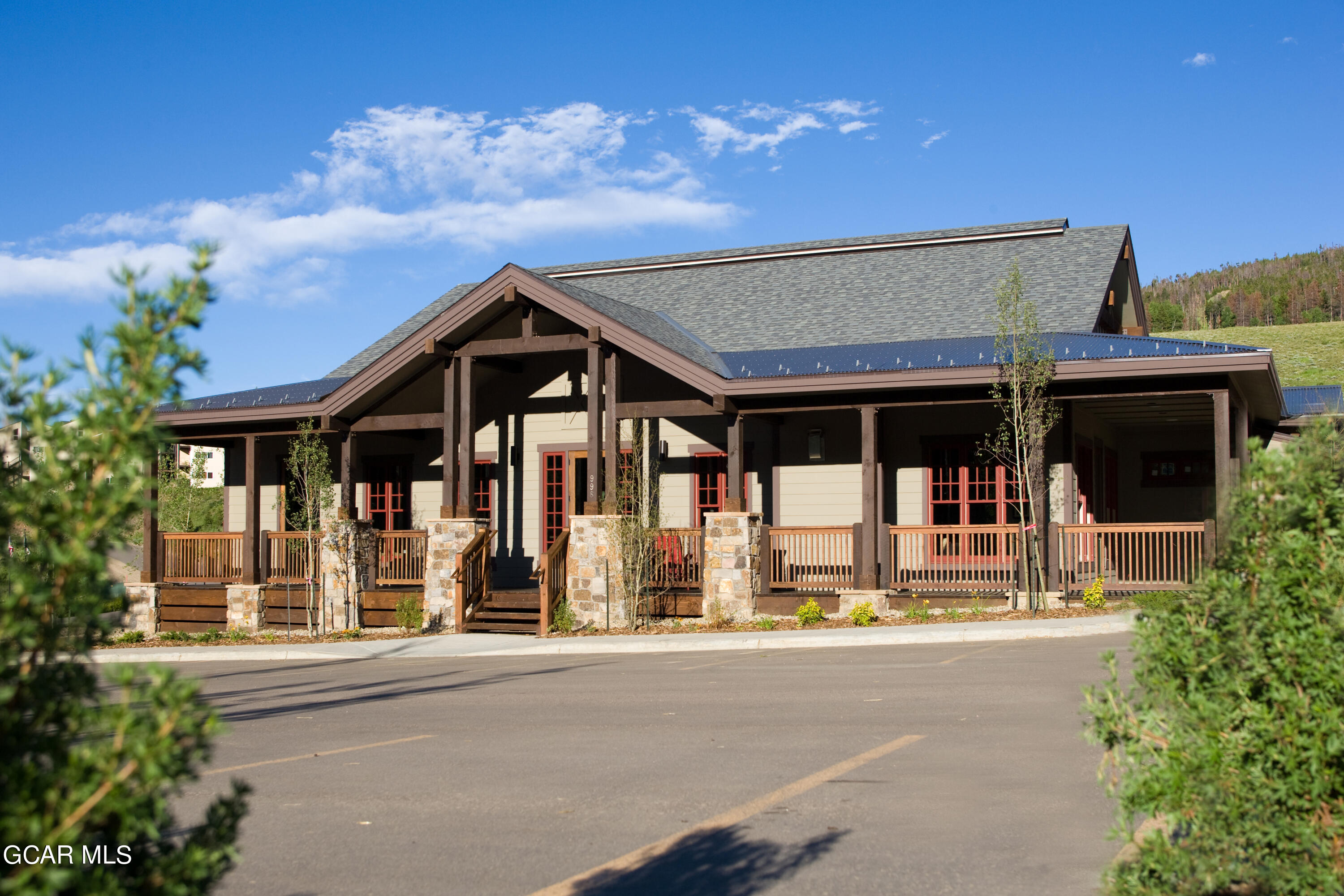 152 Village Road, Unit B306 Granby, CO 80446 - Photo 29 of 32 front view of house with a street view