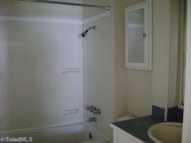 233 Polo Road Winston-Salem, NC 27105 - Photo 6 of 9 Bath.