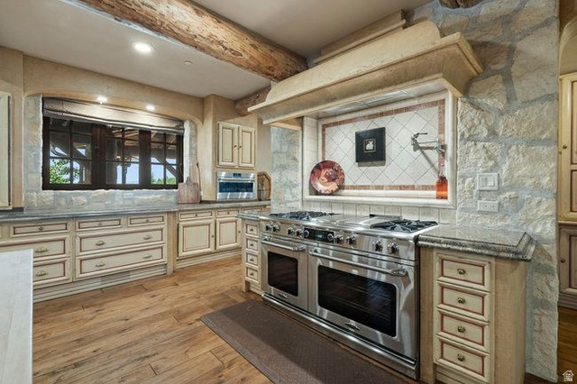 1943 North Wolf Creek Ranch Road, Unit 12 Heber City, UT 84036 - Photo 28 of 180