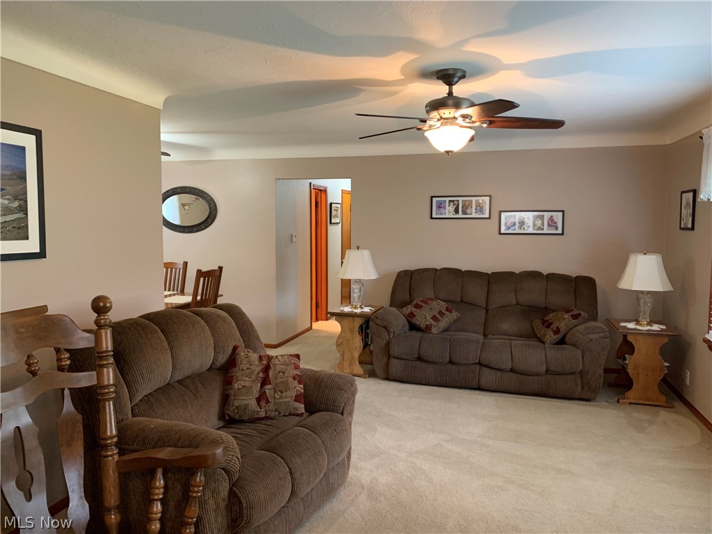 36075 Aurensen Road North Ridgeville, OH 44039 - Photo 4 of 35