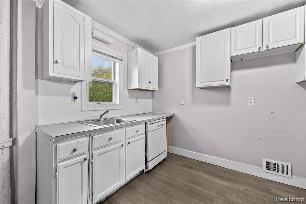 3605 Ash Street Inkster, MI 48141 - Photo 12 of 25