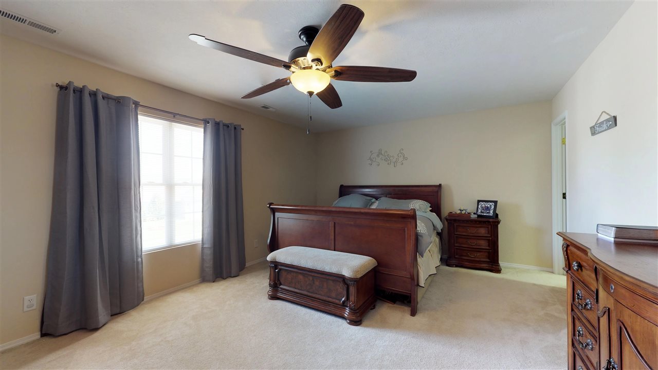 2775 Pearce Point Newburgh, IN 47630 - Photo 20 of 36 Gallery Image 20