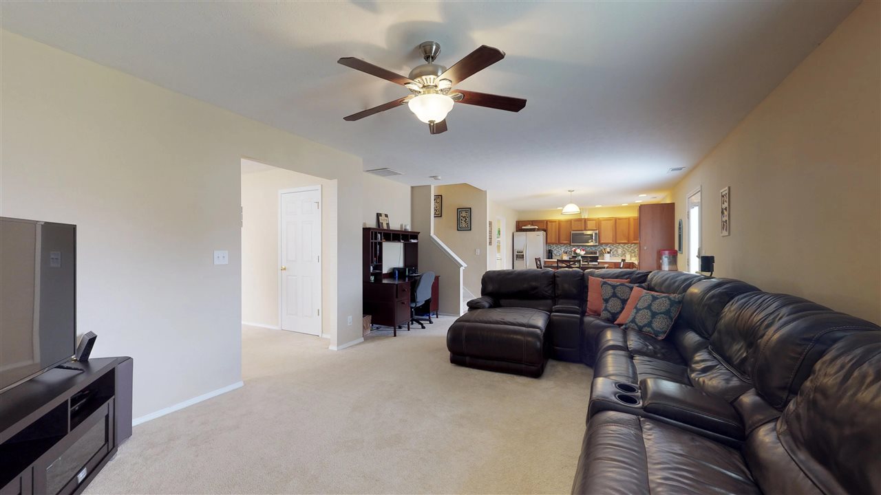 2775 Pearce Point Newburgh, IN 47630 - Photo 3 of 36 Gallery Image 3