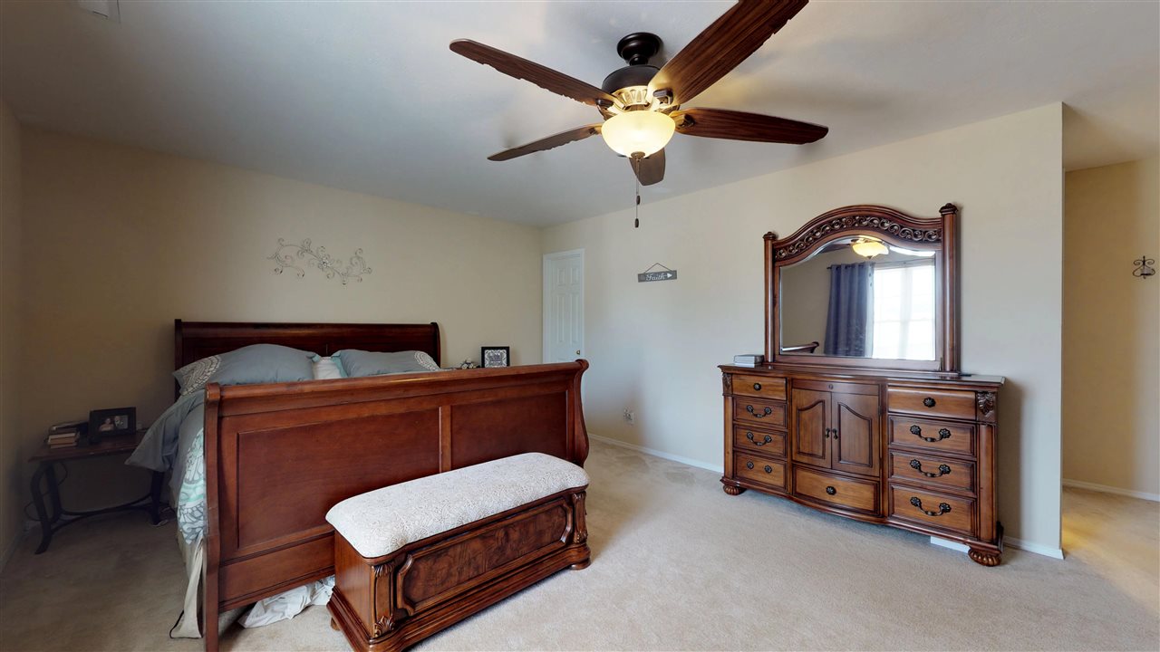 2775 Pearce Point Newburgh, IN 47630 - Photo 21 of 36 Gallery Image 21