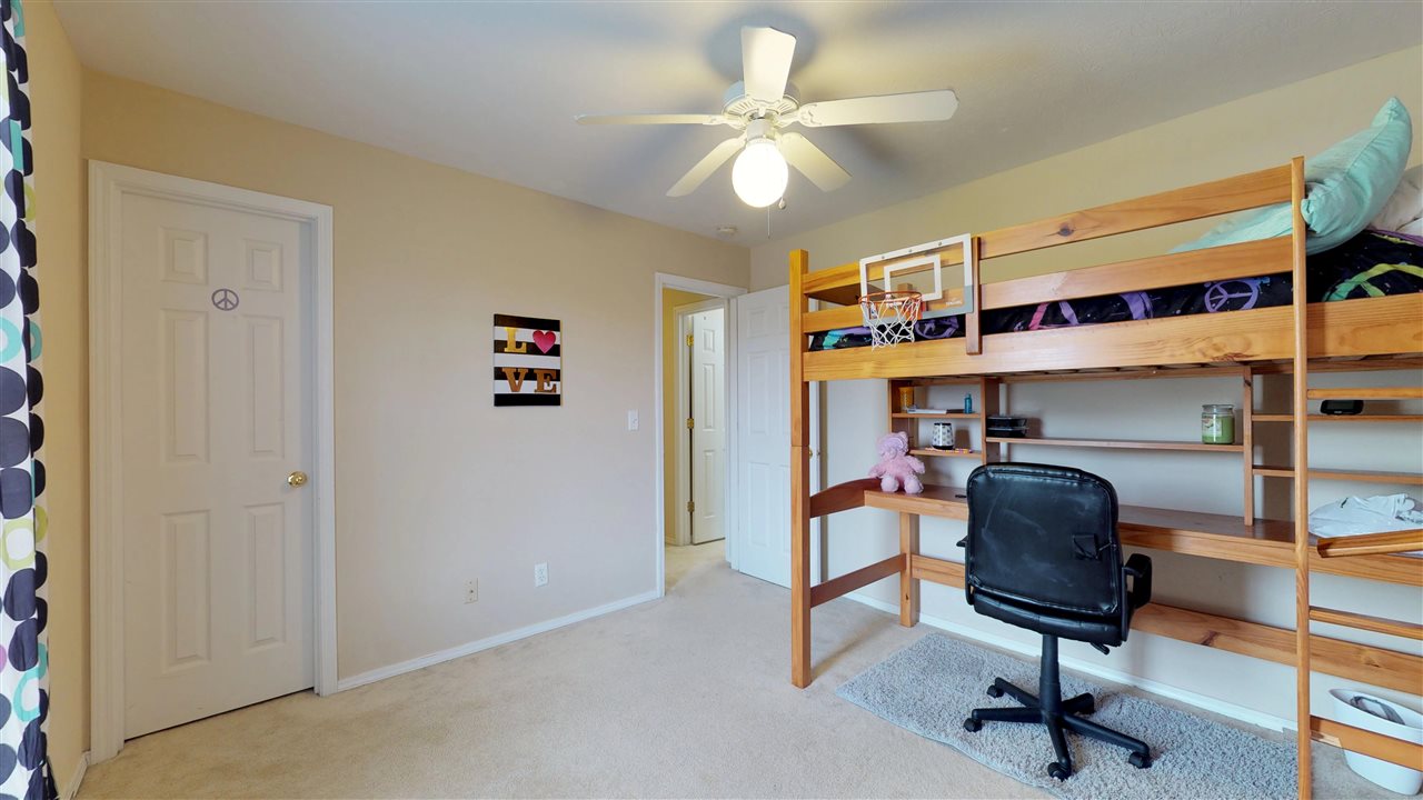 2775 Pearce Point Newburgh, IN 47630 - Photo 26 of 36 Gallery Image 26