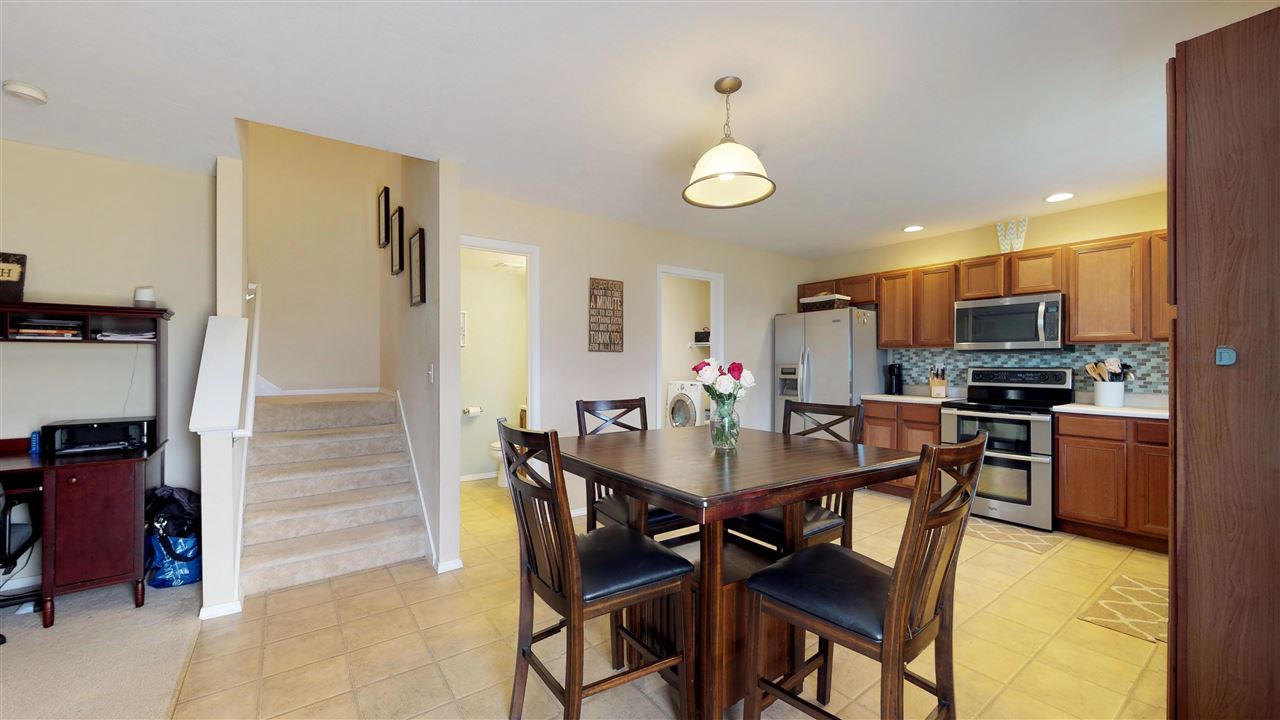 2775 Pearce Point Newburgh, IN 47630 - Photo 7 of 36 Gallery Image 7