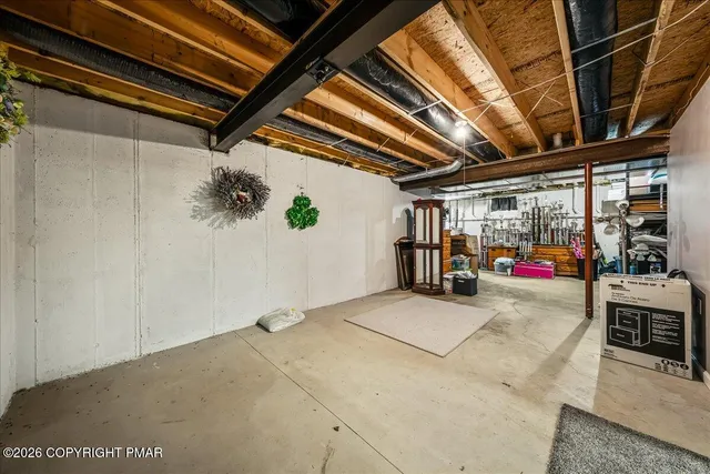 $512,900 | 318 Ramblewood Drive, Saylorsburg, PA 18353