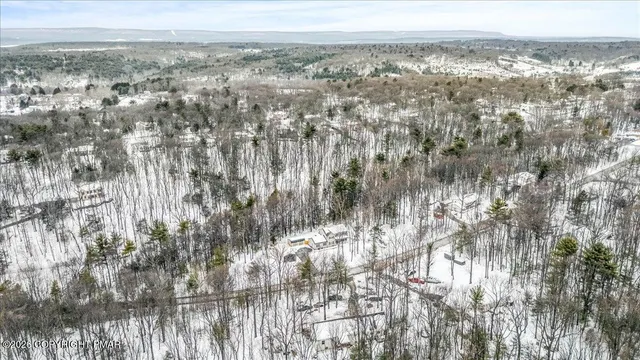 $512,900 | 318 Ramblewood Drive, Saylorsburg, PA 18353