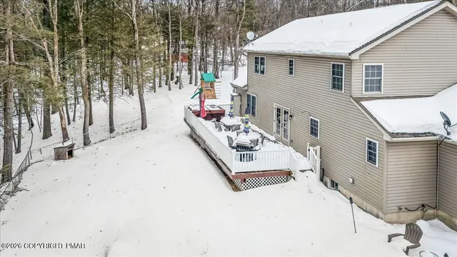 $512,900 | 318 Ramblewood Drive, Saylorsburg, PA 18353