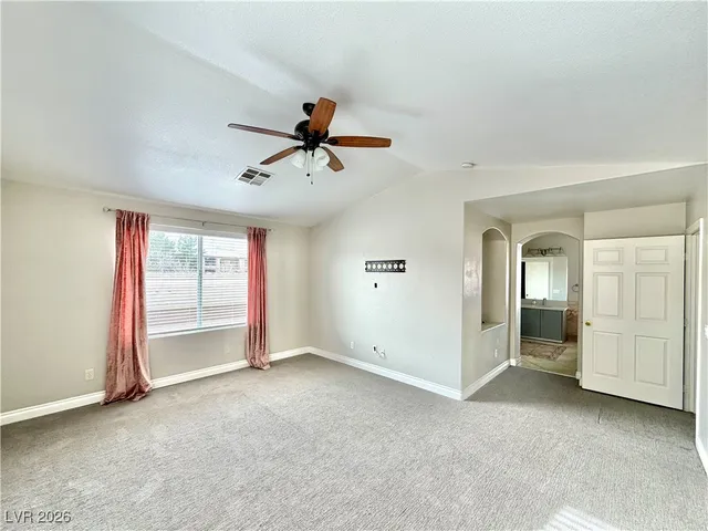 $2,600 | 4535 Sparwood Drive, Las Vegas, NV 89147