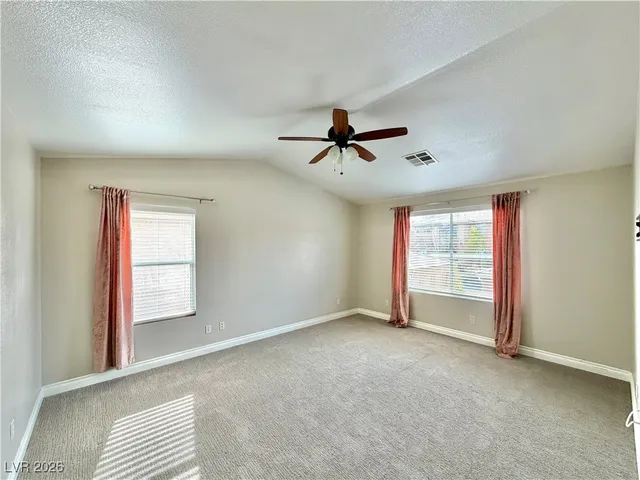 $2,600 | 4535 Sparwood Drive, Las Vegas, NV 89147