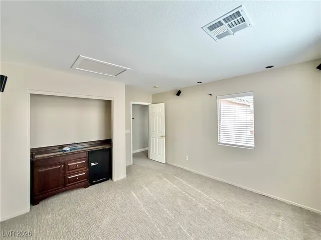 $2,600 | 4535 Sparwood Drive, Las Vegas, NV 89147