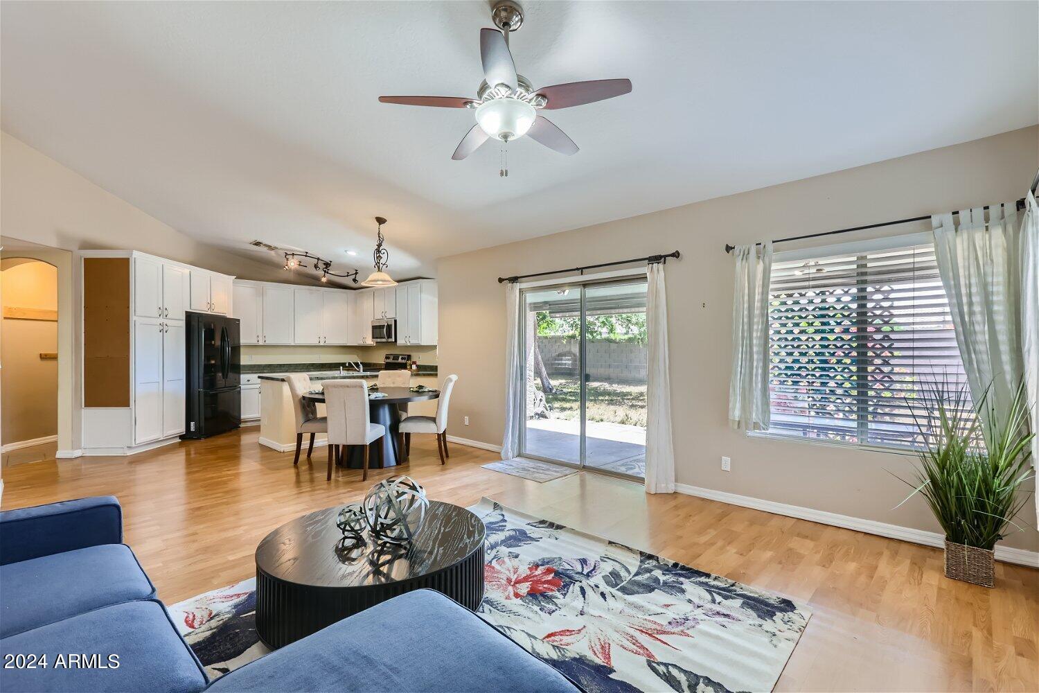 1917 North Bellview Mesa, AZ 85203 - Photo 16 of 28 1917 North Bellview - Web Quality - 015