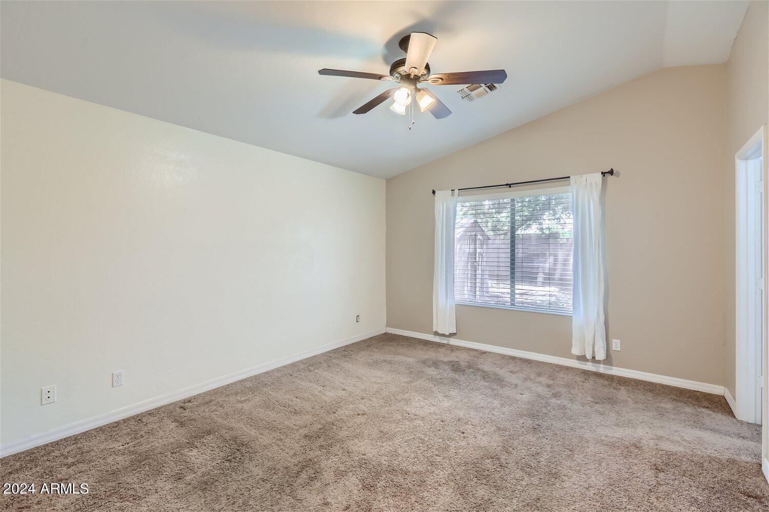 1917 North Bellview Mesa, AZ 85203 - Photo 17 of 28 1917 North Bellview - Web Quality - 016